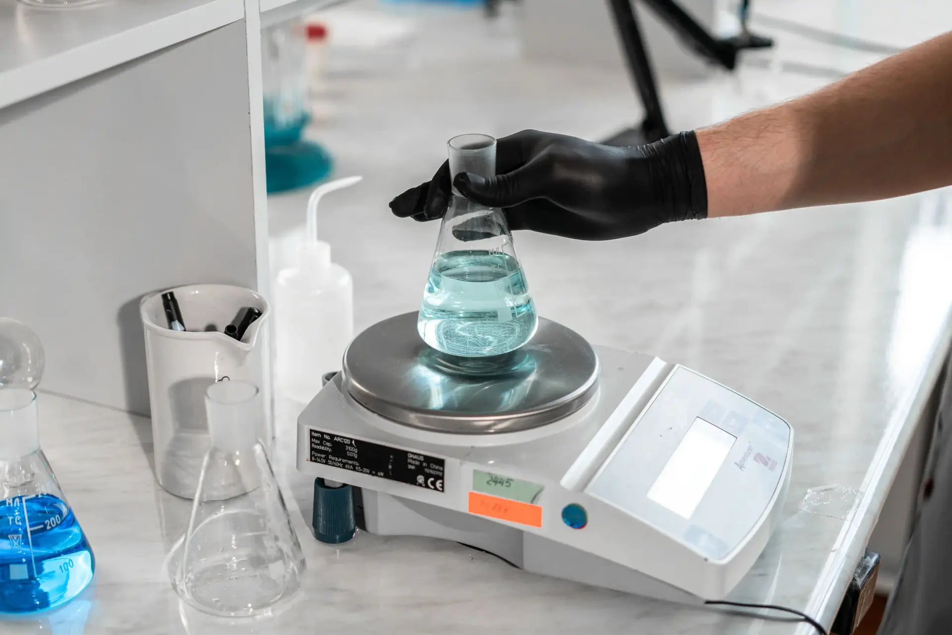 You are currently viewing Peptide Purity and Quality: Understanding Laboratory Standards